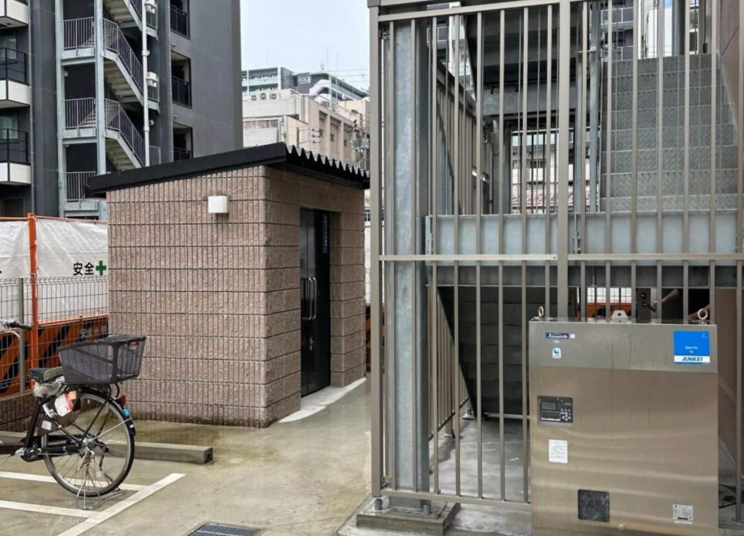 アパート H2H通天阁120B大阪日本アパートメント